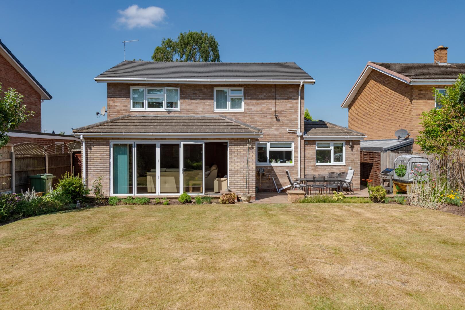 4 bed property in Ferndale Park, Stourbridge